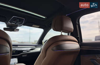 Седан Audi A8 2018 в 