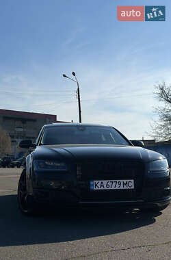 Седан Audi A8 2015 в 