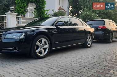 Седан Audi A8 2010 в 