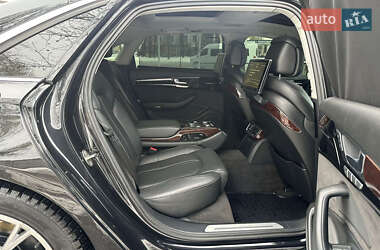 Седан Audi A8 2012 в 