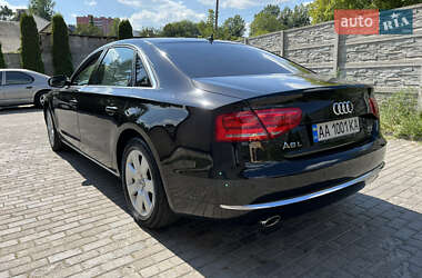 Седан Audi A8 2012 в Львове