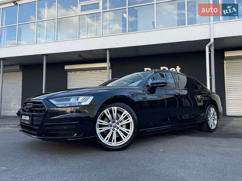 Седан Audi A8 2021 в Киеве