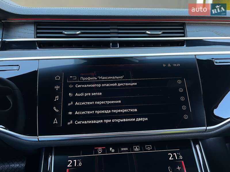 Седан Audi A8 2021 в Киеве