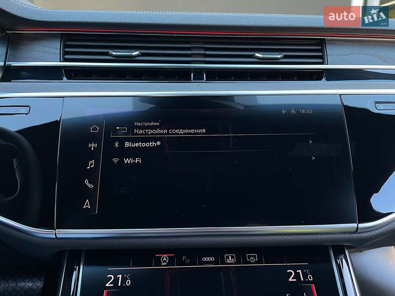 Седан Audi A8 2021 в Киеве