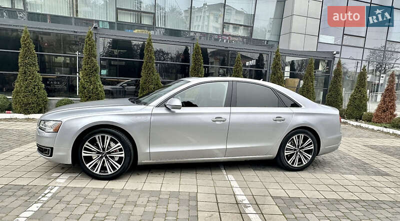 Седан Audi A8 2014 в Одессе