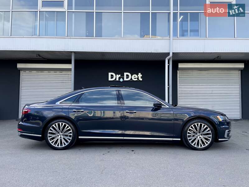 Седан Audi A8 2019 в Києві
