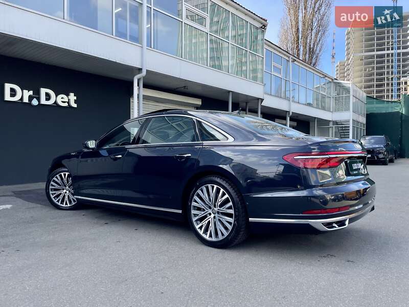 Седан Audi A8 2019 в Києві