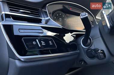 Седан Audi A8 2019 в Києві