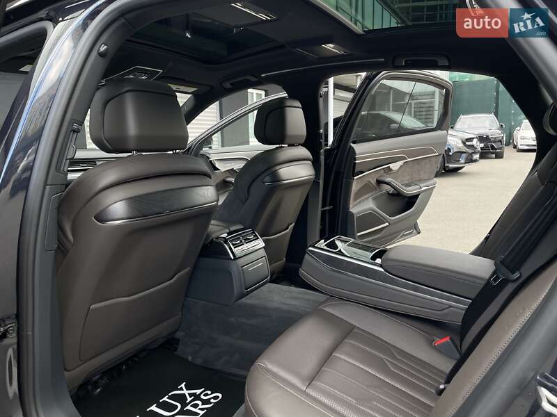 Седан Audi A8 2019 в Києві