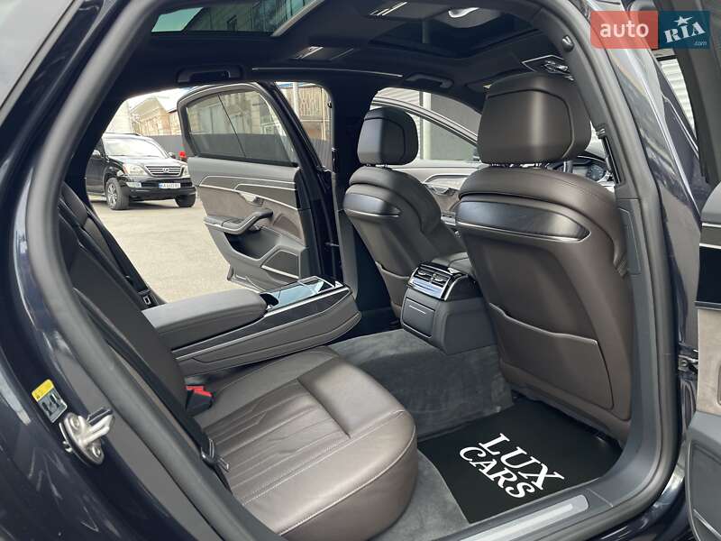 Седан Audi A8 2019 в Києві