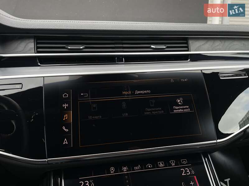 Седан Audi A8 2019 в Києві