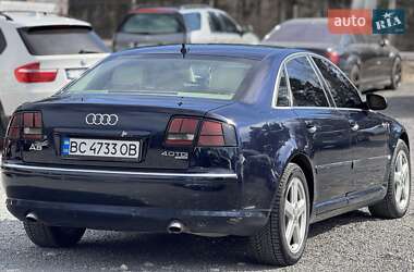 Седан Audi A8 2004 в 