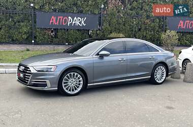 Седан Audi A8 2018 в 
