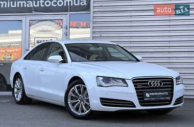 Седан Audi A8 2011 в 