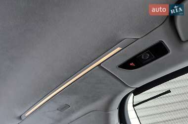 Седан Audi A8 2011 в 