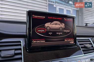 Седан Audi A8 2011 в 