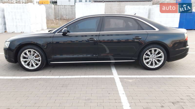 Седан Audi A8 2011 в Киеве