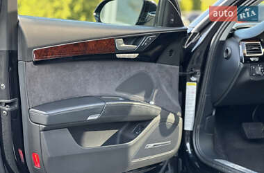 Седан Audi A8 2014 в 