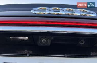 Седан Audi A8 2020 в 