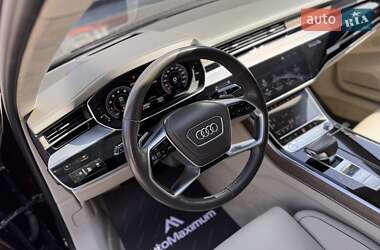 Седан Audi A8 2019 в 