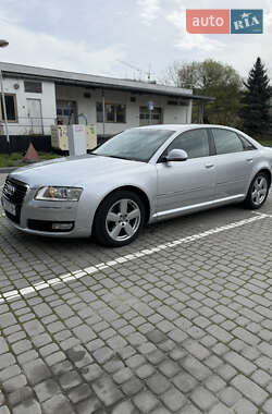 Седан Audi A8 2009 в 