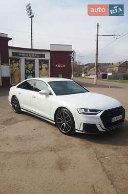 Седан Audi A8 2021 в 