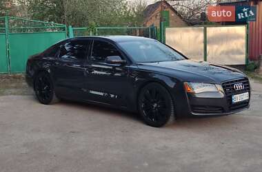 Седан Audi A8 2013 в 