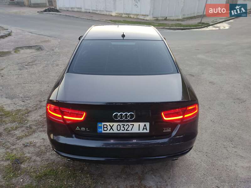 Седан Audi A8 2013 в Житомире