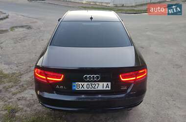 Седан Audi A8 2013 в 