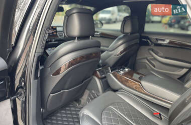 Седан Audi A8 2010 в 