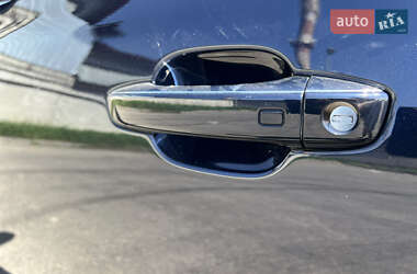 Седан Audi A8 2013 в 