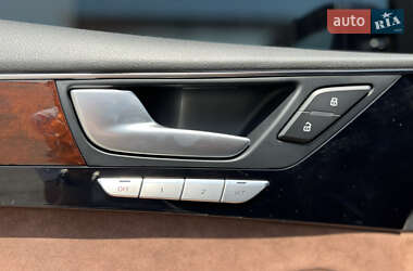 Седан Audi A8 2013 в 