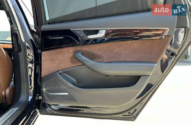 Седан Audi A8 2013 в 