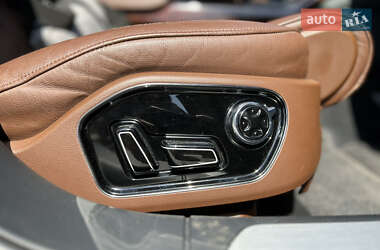Седан Audi A8 2013 в 