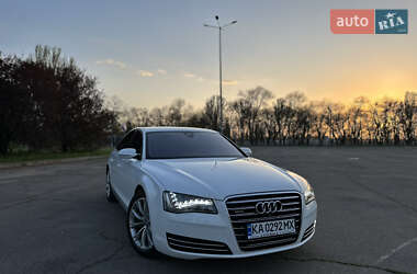 Седан Audi A8 2012 в 