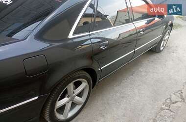 Седан Audi A8 2000 в 