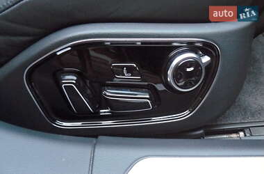 Седан Audi A8 2013 в 
