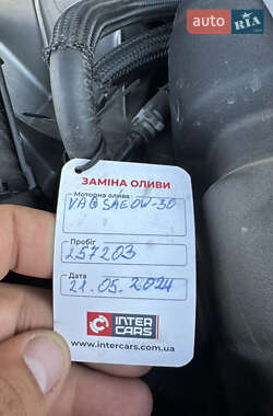 Седан Audi A8 2010 в 