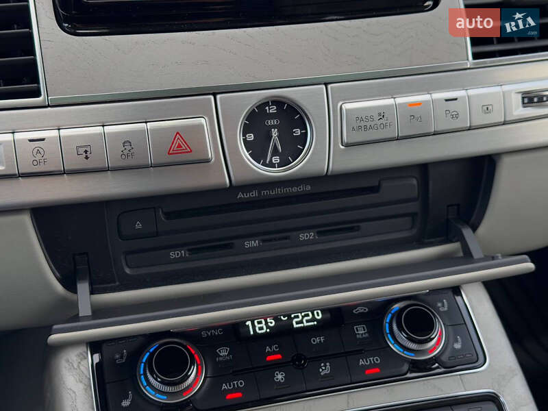 Седан Audi A8 2013 в Киеве