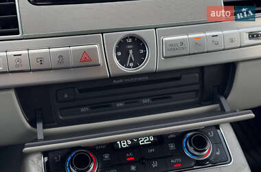 Седан Audi A8 2013 в 