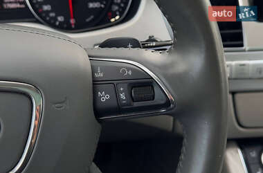 Седан Audi A8 2013 в 
