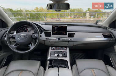 Седан Audi A8 2013 в 