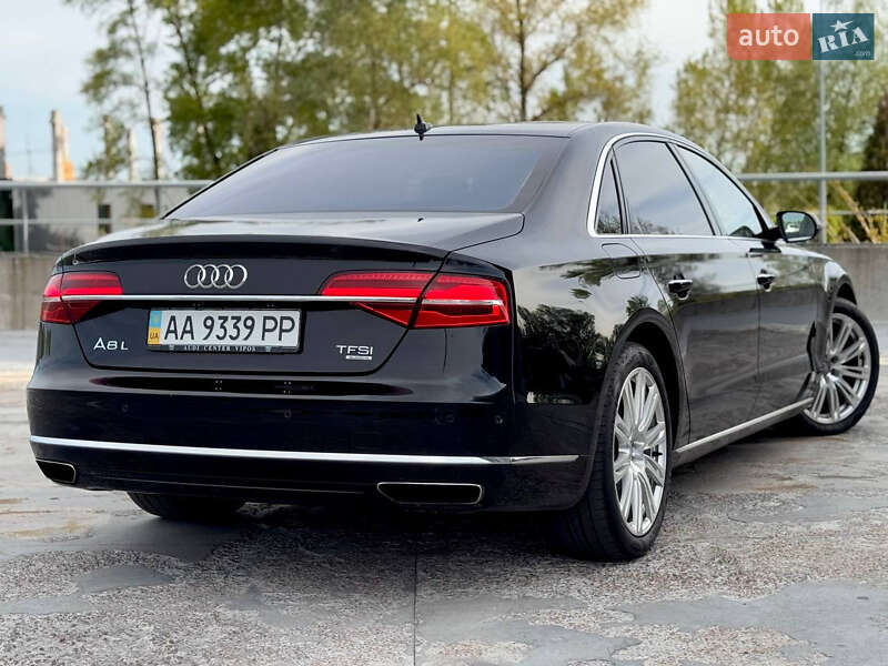 Седан Audi A8 2013 в Киеве