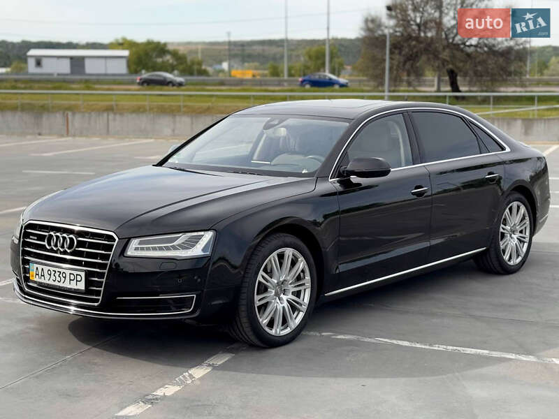 Седан Audi A8 2013 в Киеве