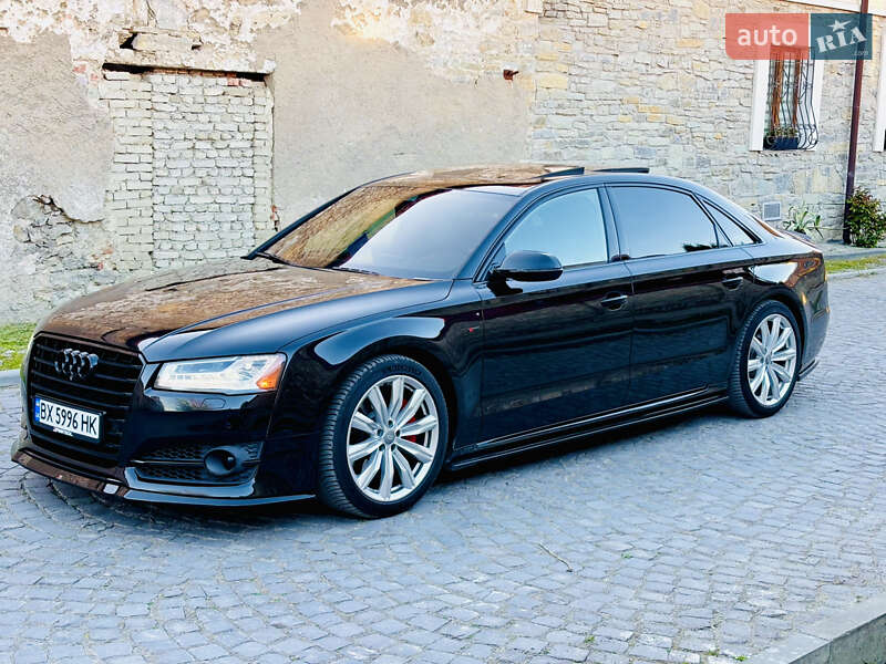 Седан Audi A8 2015 в Хмельницькому