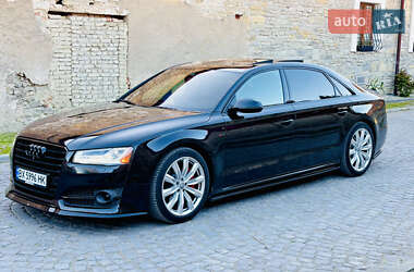 Седан Audi A8 2015 в 