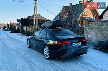 Седан Audi A8 2015 в 