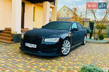 Седан Audi A8 2015 в 