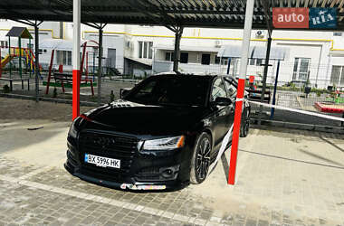 Седан Audi A8 2015 в 