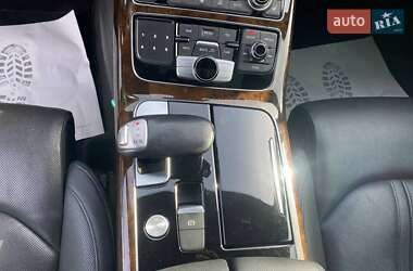 Седан Audi A8 2014 в 